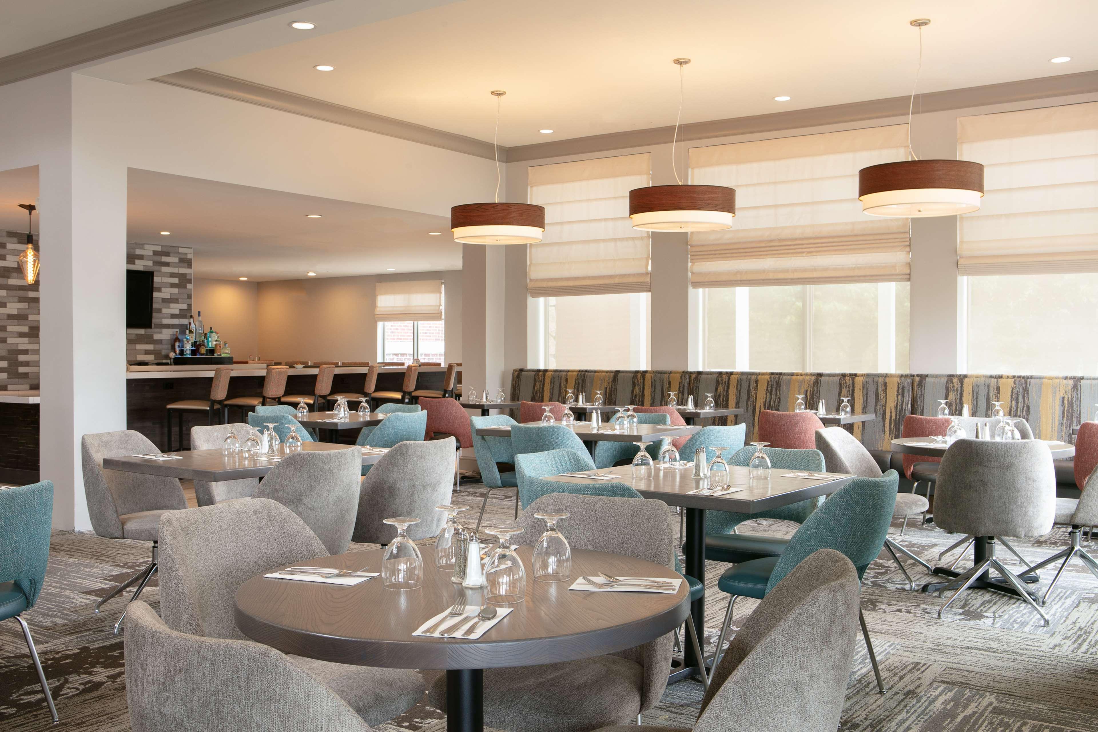 Hilton Garden Inn Omaha West Экстерьер фото