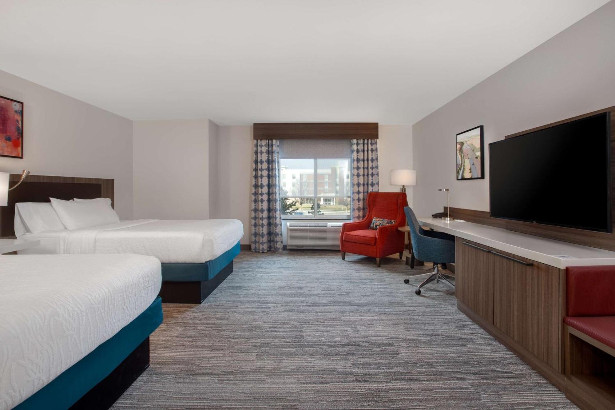 Hilton Garden Inn Omaha West Экстерьер фото