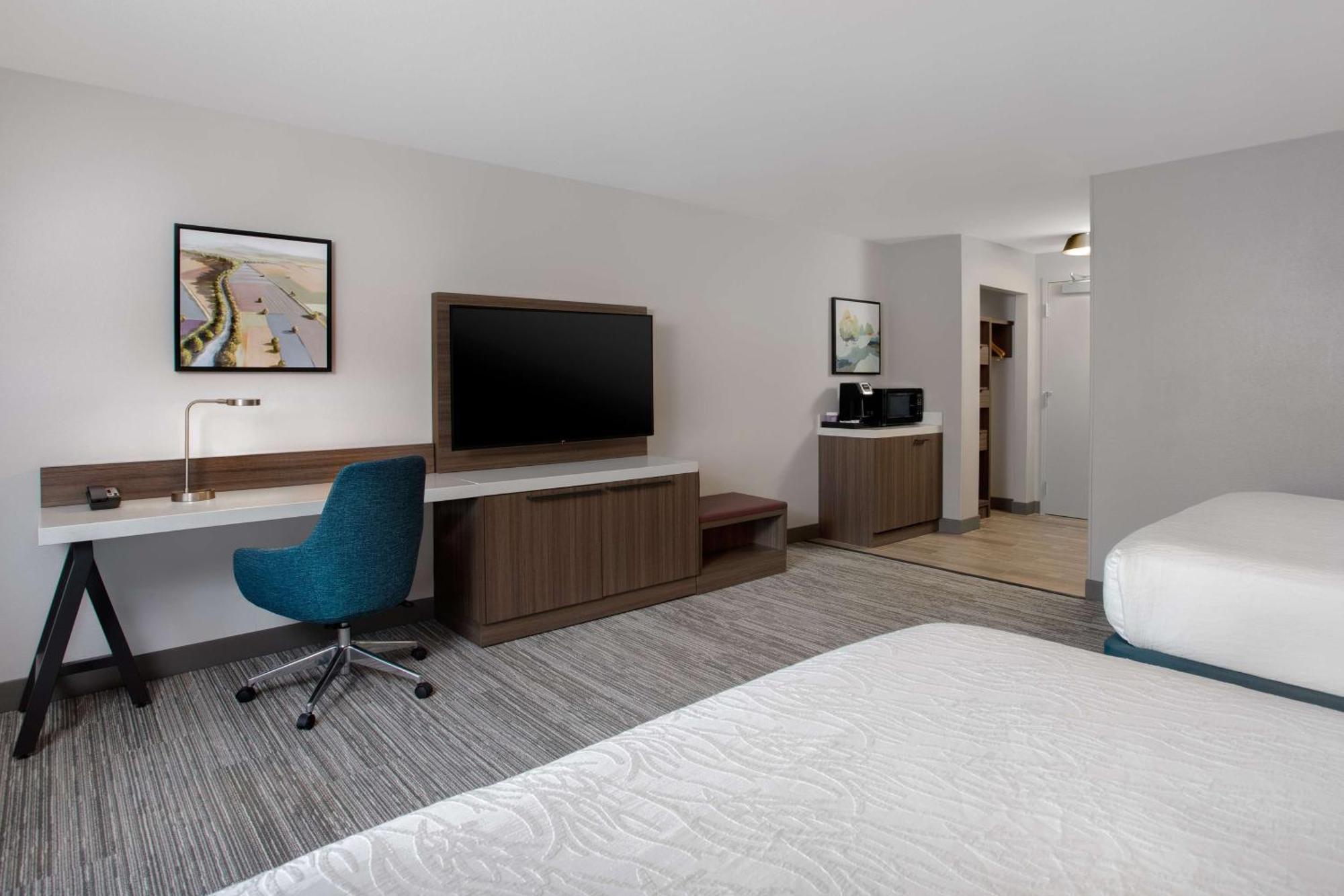 Hilton Garden Inn Omaha West Экстерьер фото