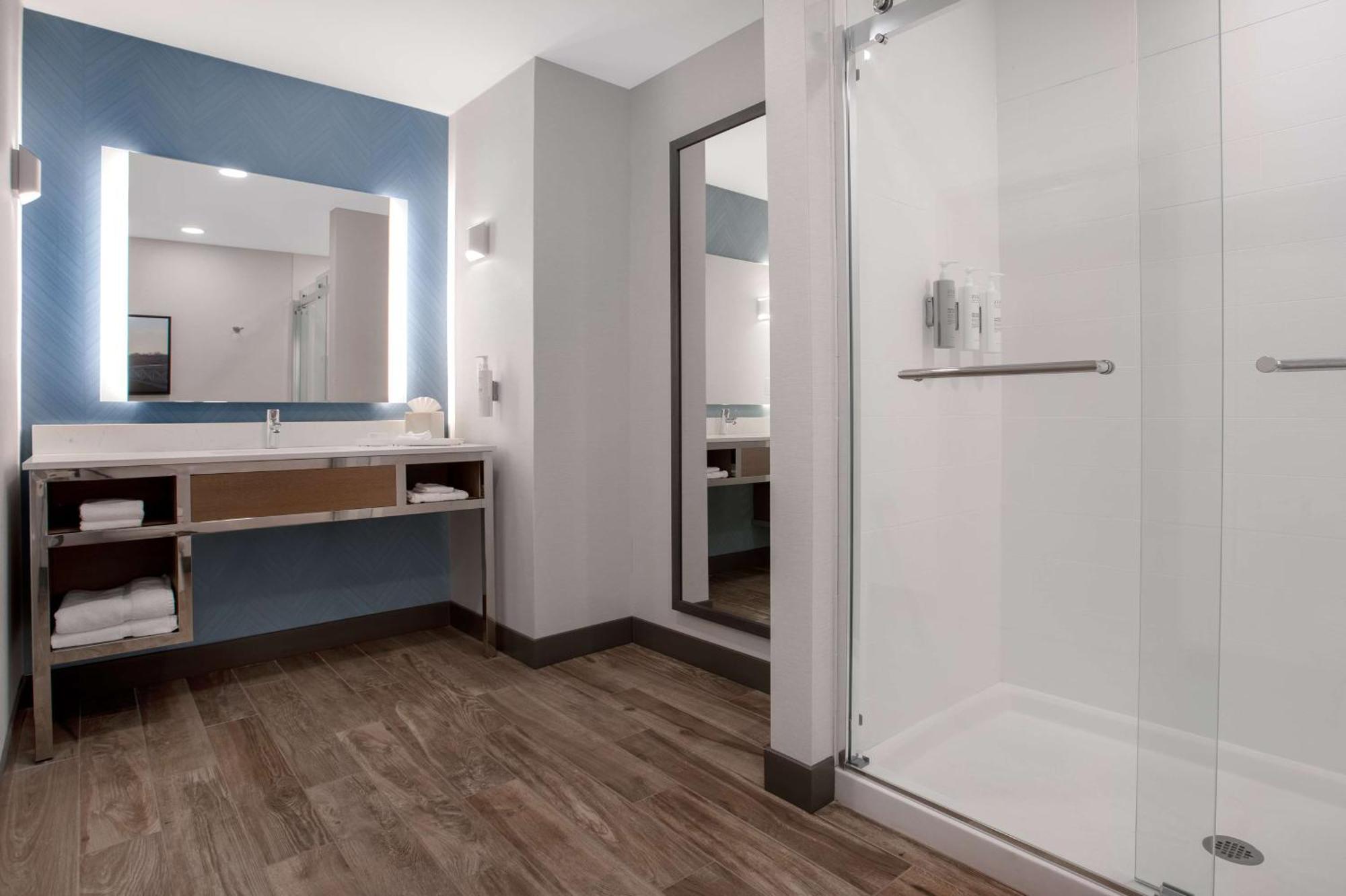 Hilton Garden Inn Omaha West Экстерьер фото